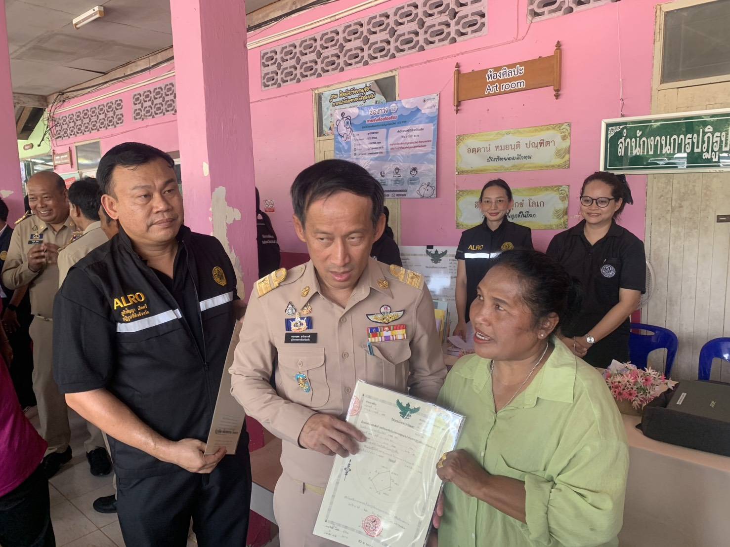 title - ส.ป.ก.ตรัง เข้าร่วมกิจกรรมออกหน่วยบริการเคลื่อนที่ตามโครงการหน่วยบำบัดทุกข์ บำรุงสุข สร้างรอยยิ้มให้ประชาชน จังหวัดตรัง ประจำปีงบประมาณ ๒๕๖๙ ครั้งที่ ๖ 